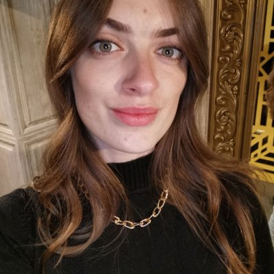 Олена Вікторівна