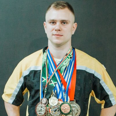 Максим Сергійович